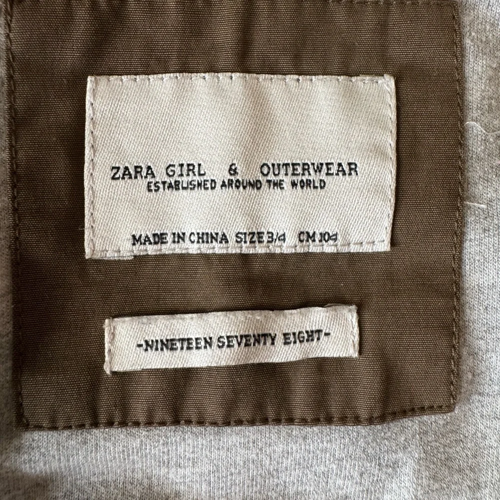 Zara Girls Green Hooded Utility Jacket – Size 3/4